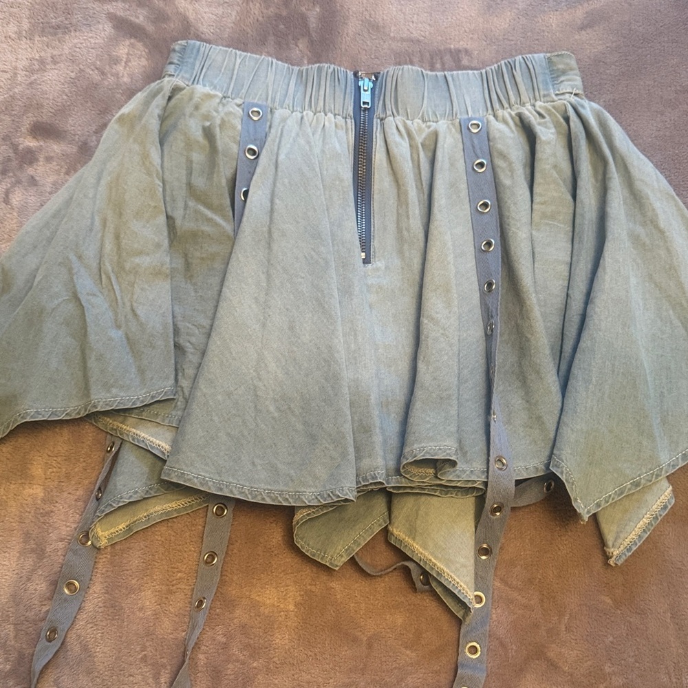 Womens Denim Grommet Detail Layered Skirt - Picture 4 of 5